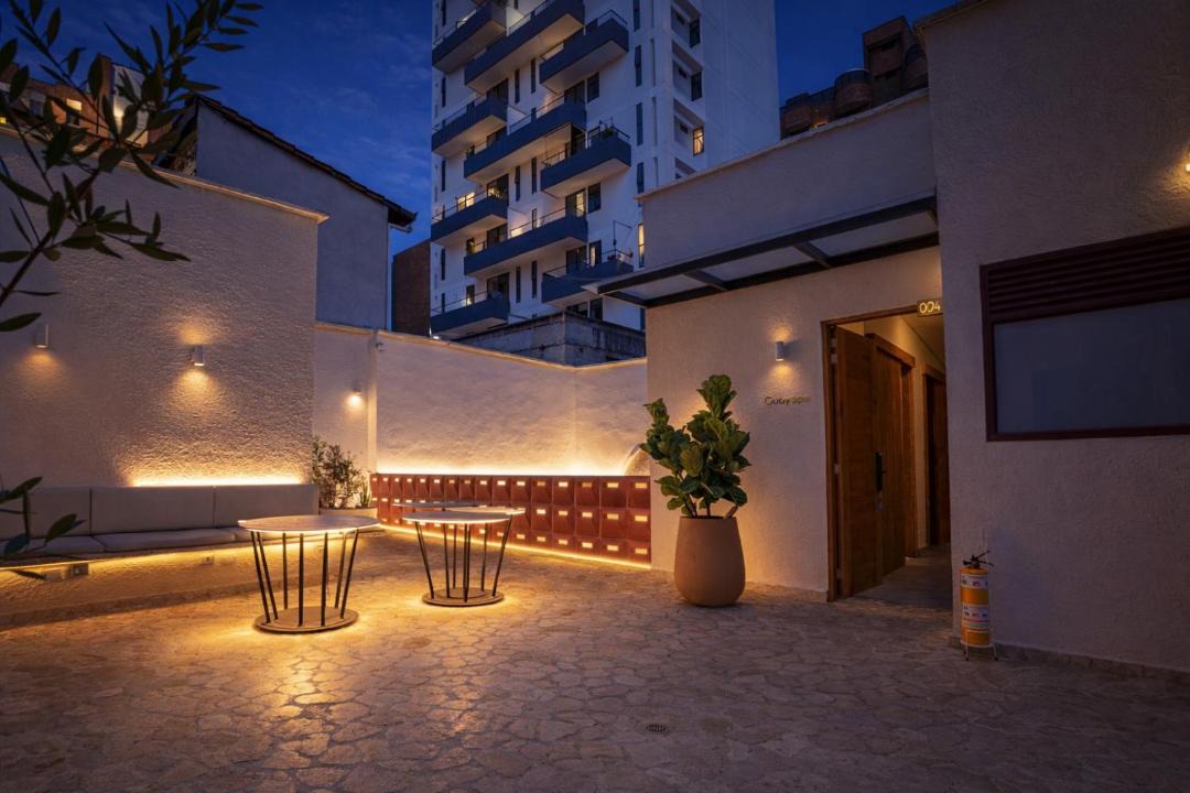Laureles - Estadio Apartment | Casa Museo Living by HOUSY