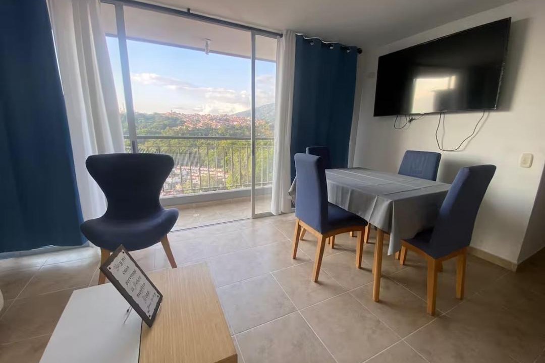 Floridablanca Apartment | Comodo Apto 2Hab con Piscina, Gym y Balcón