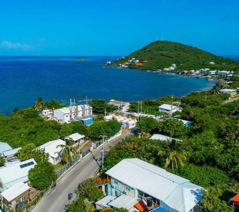 Providencia Bed & Breakfast | Colorful Garden House