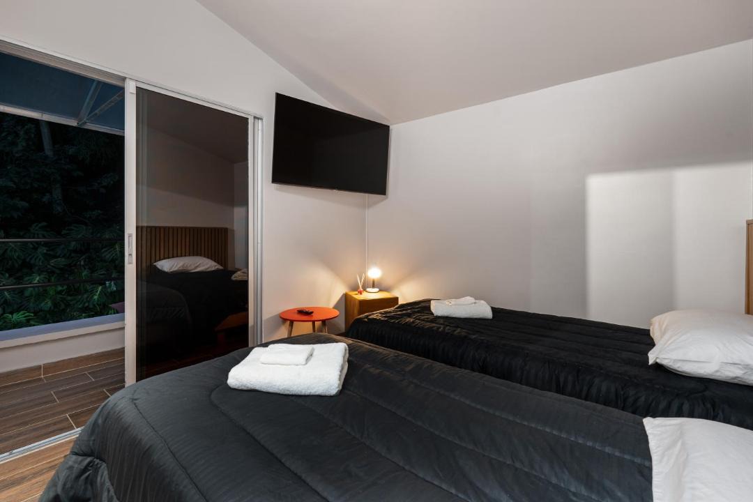 Medellin Villa | BNZ Mansion - Luxury 5-Bedroom Villa El Poblado Medellín