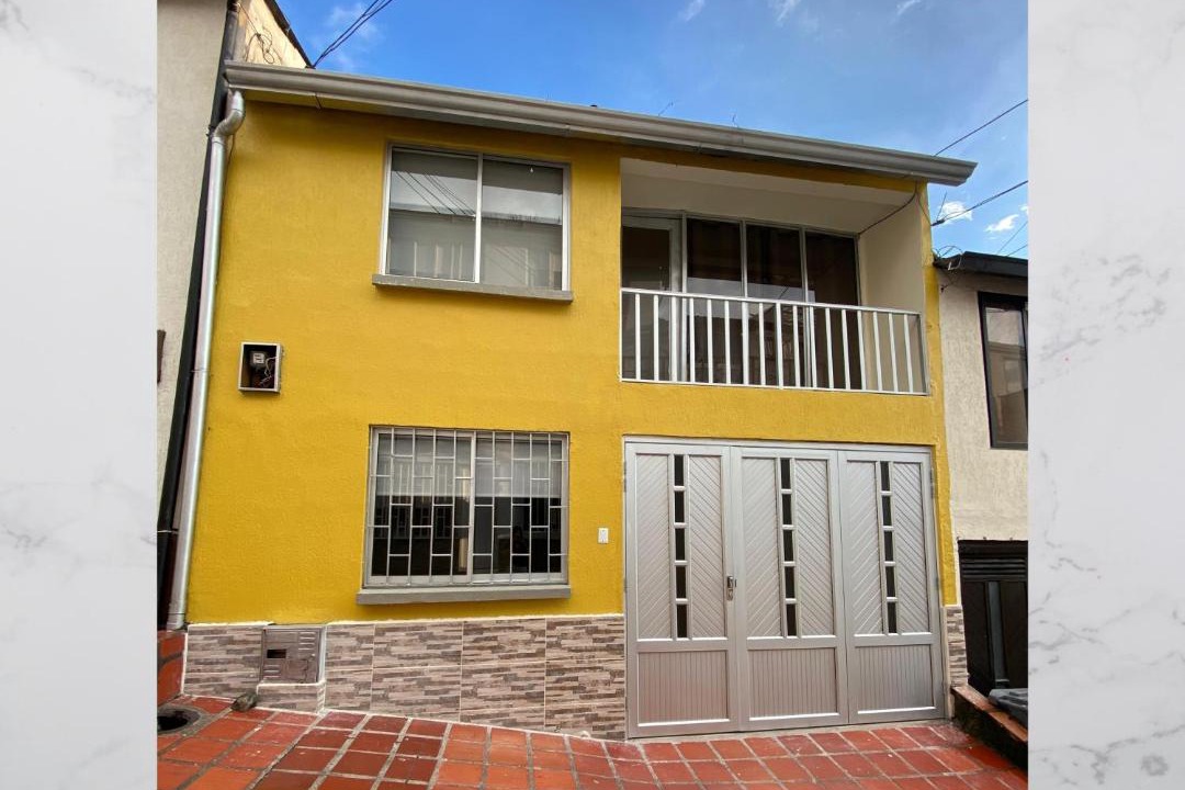 Manizales Apartment | Casa amoblada 15 personas 6 habitaciones 4 baños - Frente al terminal y cable aereo, Cerca de Expoferias, Bosque Popular y Termales del Otoño