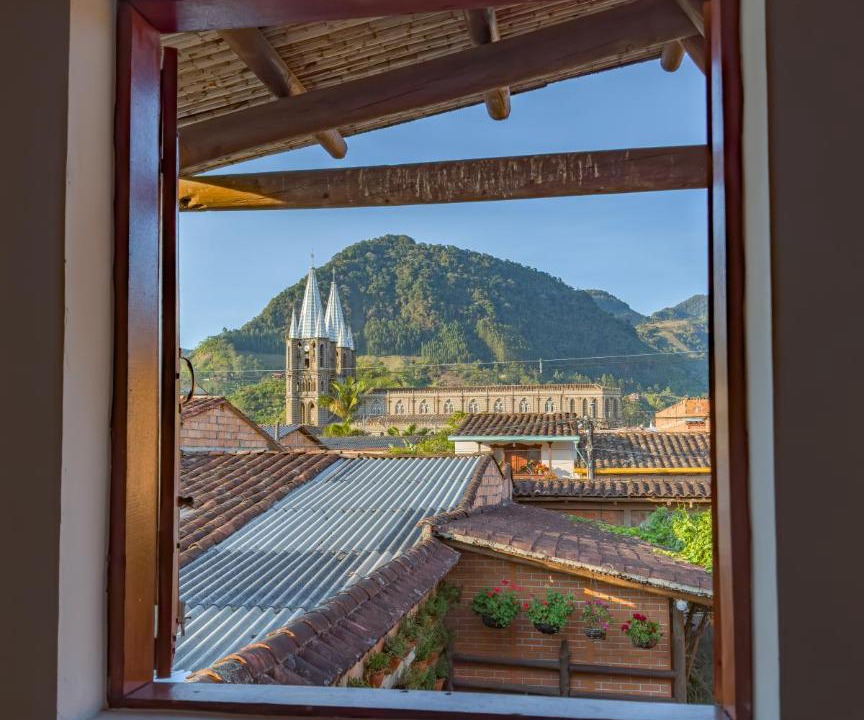 Jardin Hotel | Hotel Kantarrana Urbana Jardin