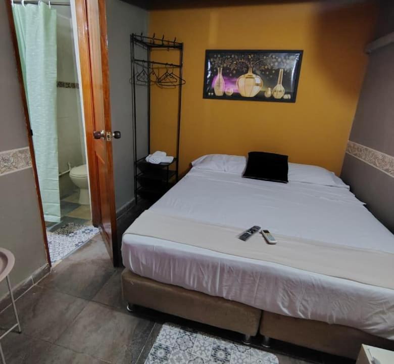 Manga House | Habitación Privada con Ventilador