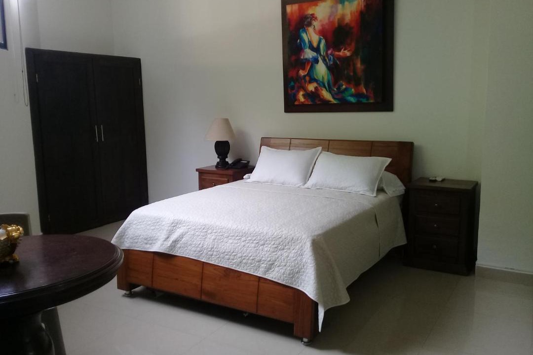 Caucasia Hotel | Hotel Frutas del Lago