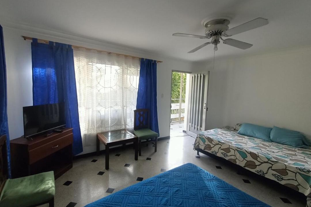 La Candelaria Apartment | Casa Clásica Zona Centro Medellín, Casa Villa para 8H