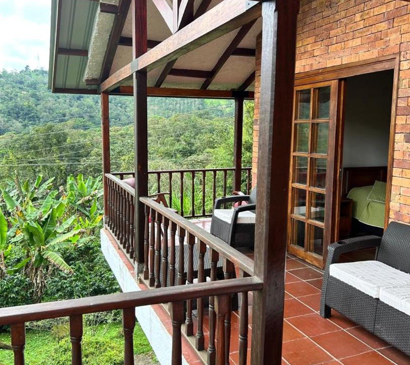 Sasaima House | Natural refuge Montenevoso
