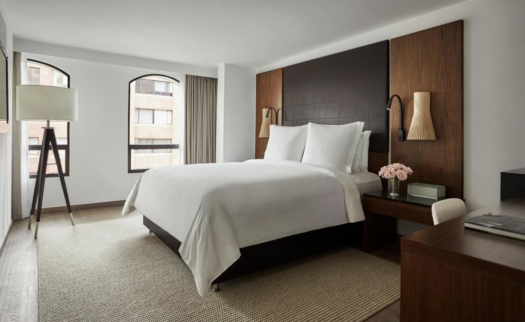 Zona Rosa Hotel | Four Seasons Hotel Bogota