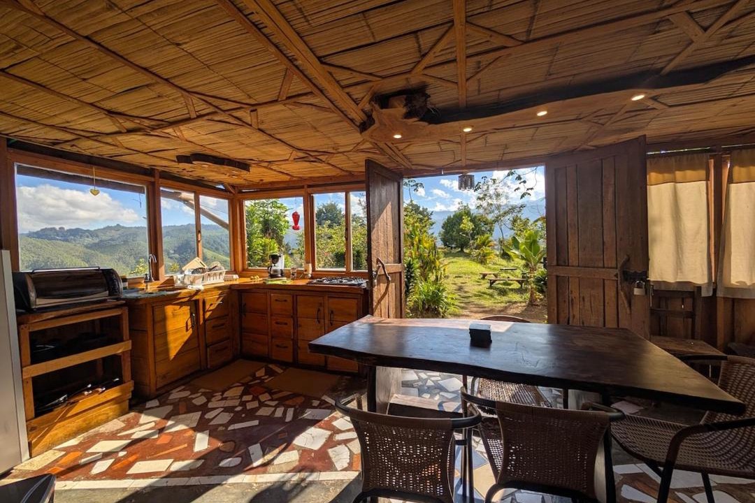 Salento Ski Chalet | Rustic Cabin in Salento