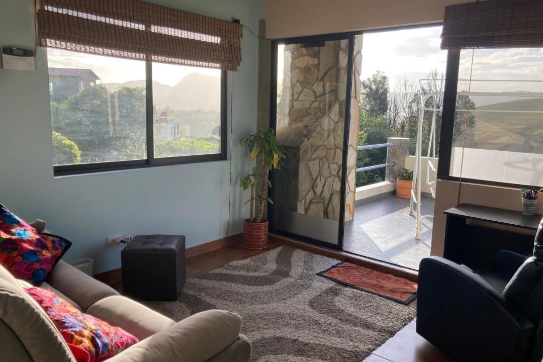 Guatavita Villa | Casa de Campo, chimi, jardin, terraza, montanas, cerca termales, reserva con anticipo