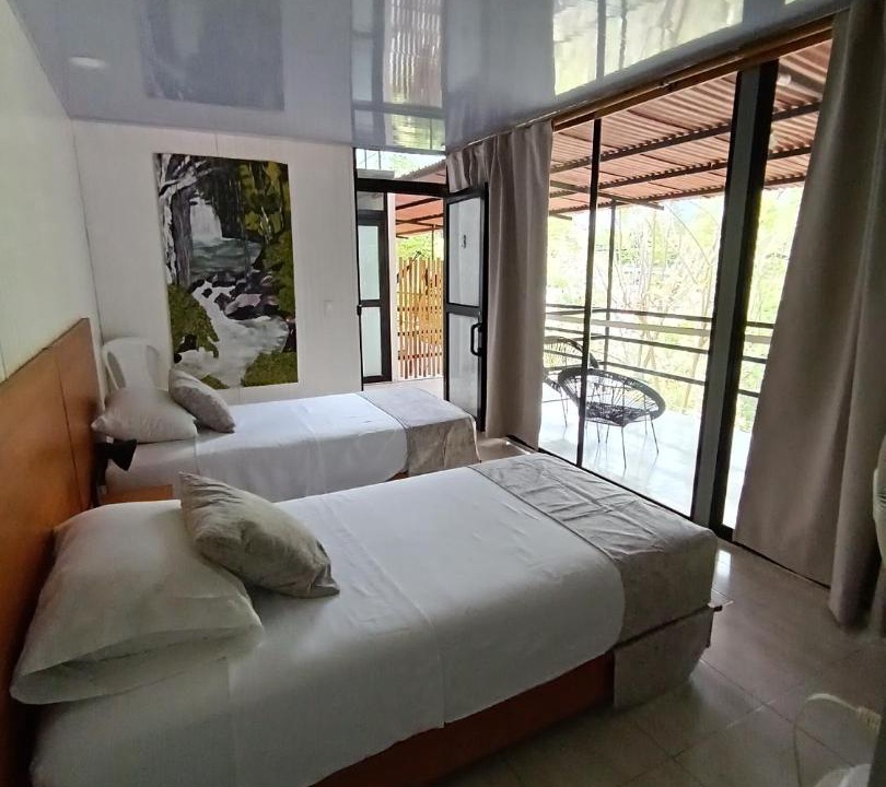 Minca Hostel | Minca Seasons Birds