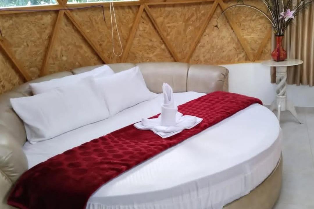 Sutamarchan Hotel | Esferas Verdes Glamping
