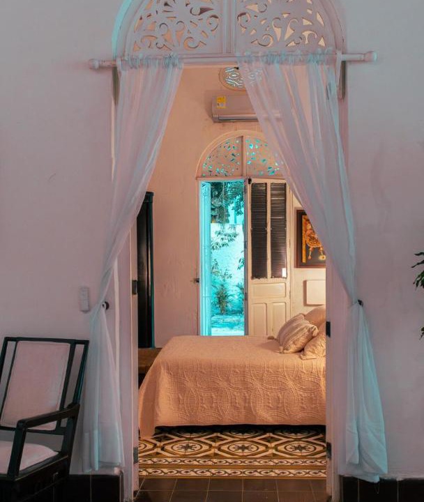Manga Villa | Casa Niza - Colonial house