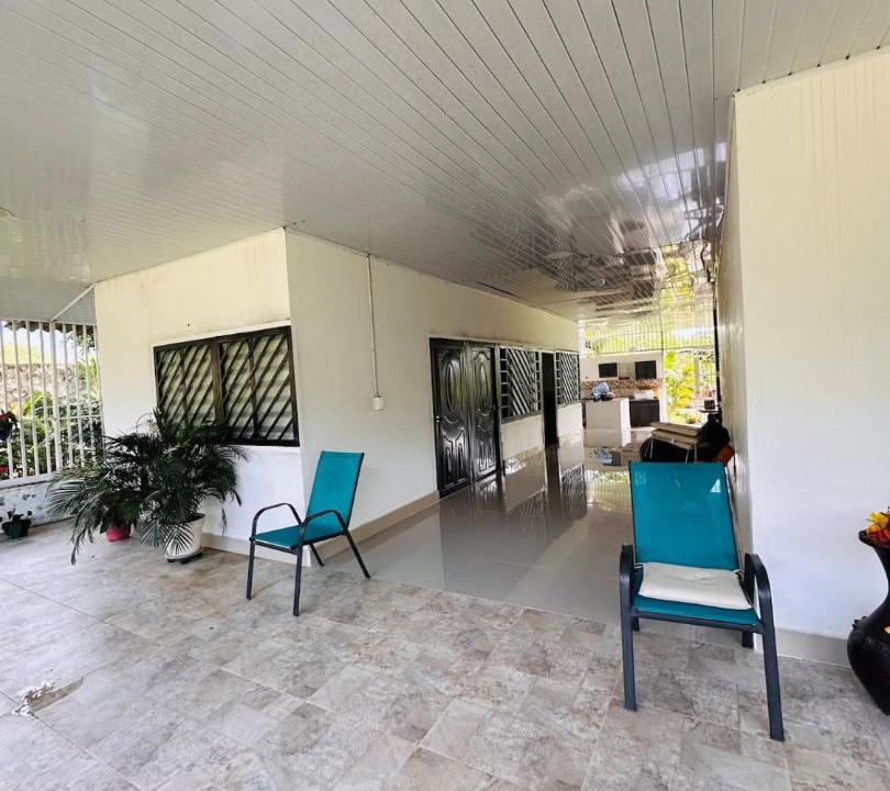 Rivera House | Finca Privada con Piscina Natural y ambiente ecologico cerca de Neiva