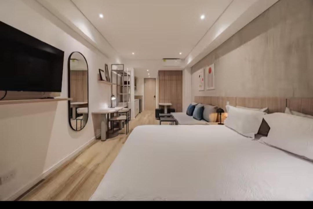 Laureles Apartment | NEW Studio 38 mt in Laureles, AC, Jacuzzis, 1 Queen Bed & 1 sofabed
