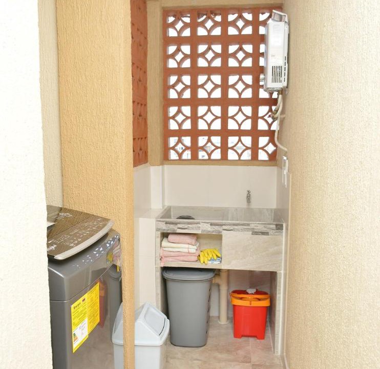 Chinchina Apartment | Hummingbird