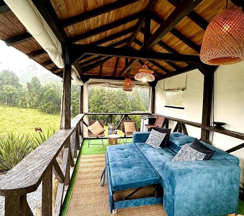 Guarne House | Cabaña Blanca Guarne cerca a Metrocable ARVI