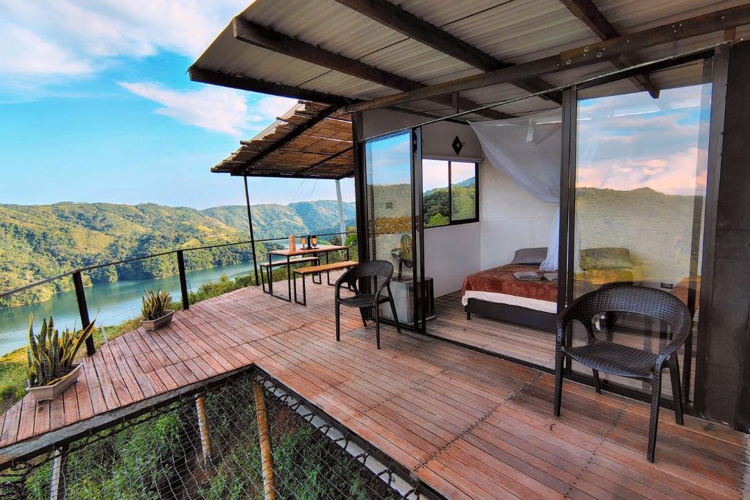 Victoria Other | COCOZNA Glamping