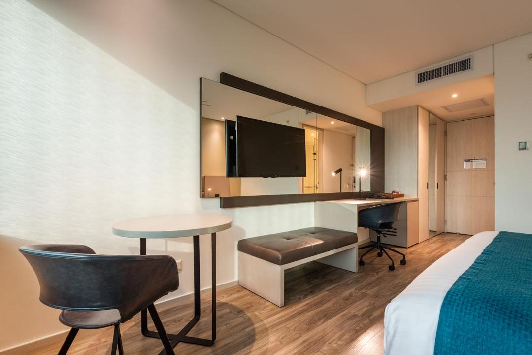 El Castillo Hotel | Hotel Estelar Square