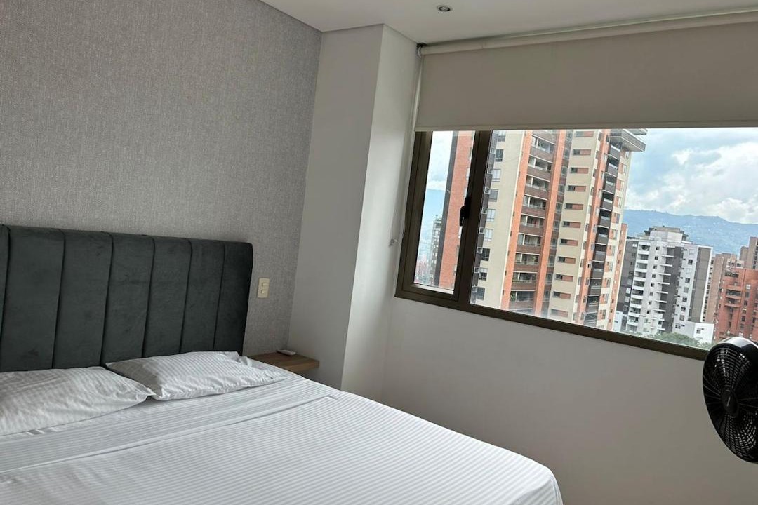 Lalinde Apartment | Amazing 3 bedroom near Provenza- El Poblado 701