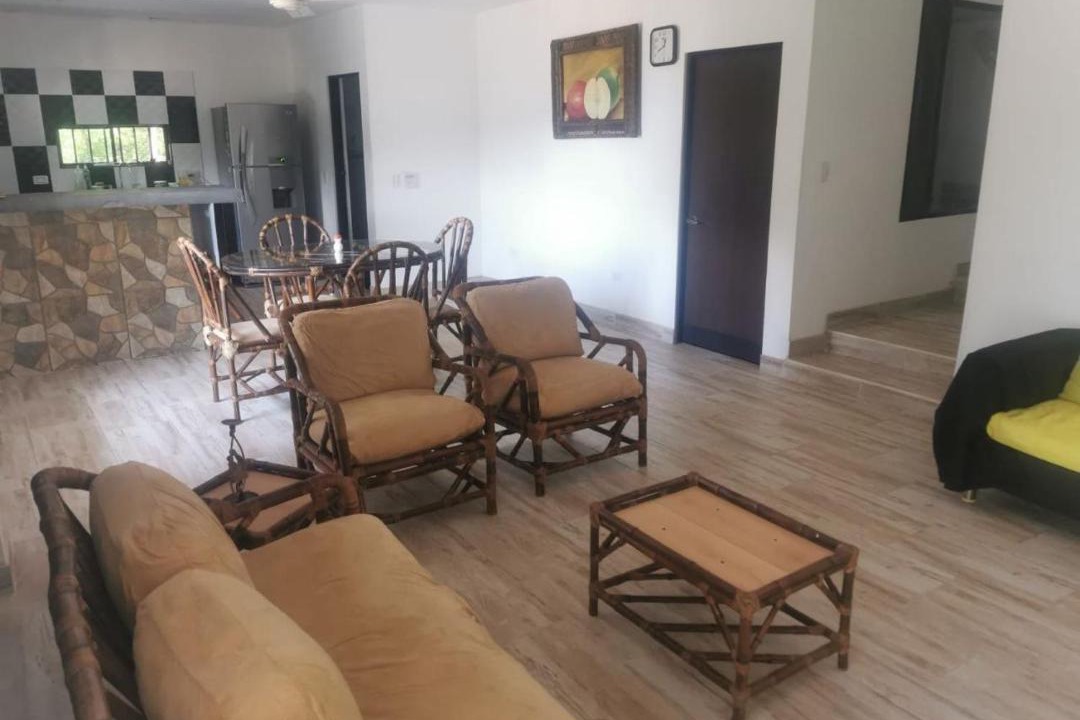 Melgar House | Villa Stefy