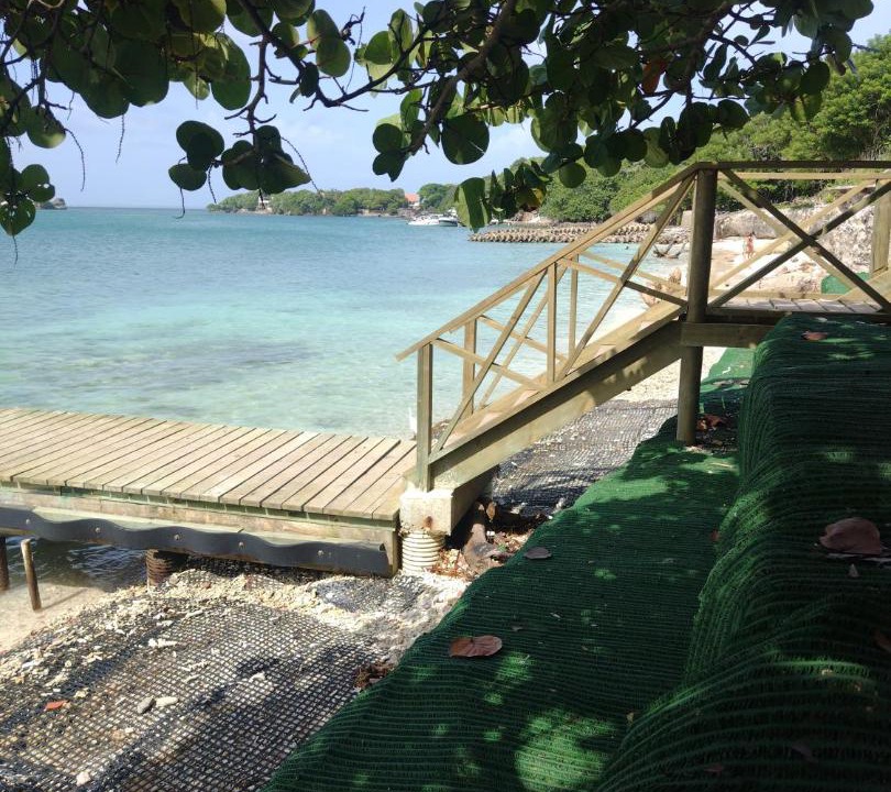 Rosario Islands Cabin | Eco Hotel Las Palmeras