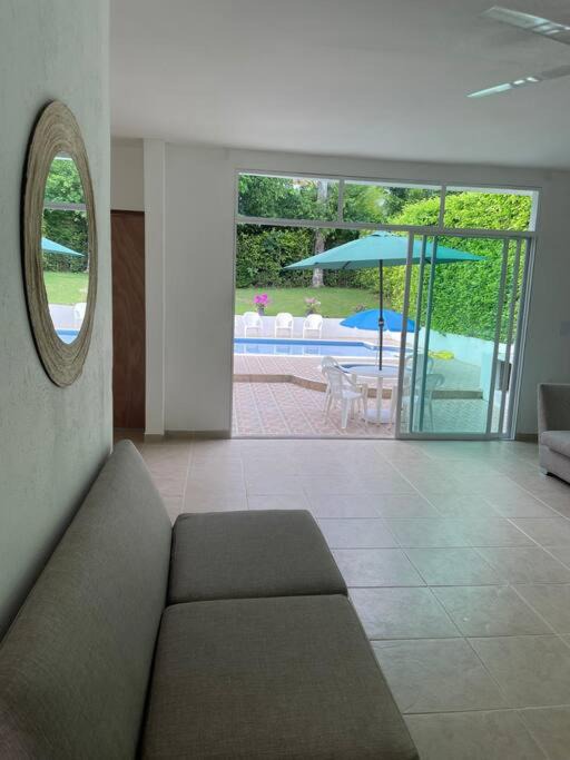 Melgar House | Acogedora casa de descanso con piscina privada