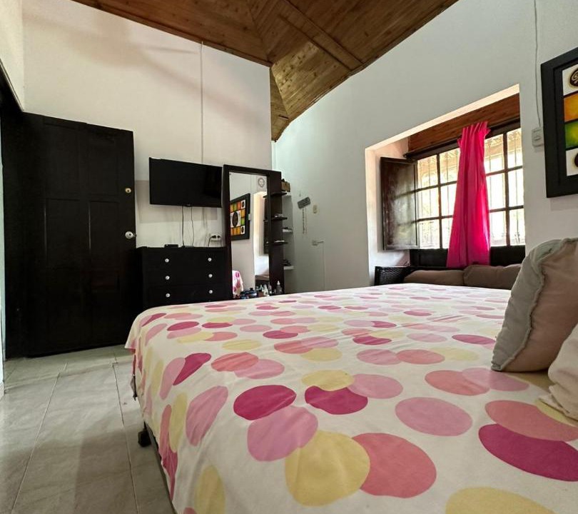 Guadalajara de Buga Ski Chalet | Casa Campestre Buga Parcelación Paraiso de Sonsito