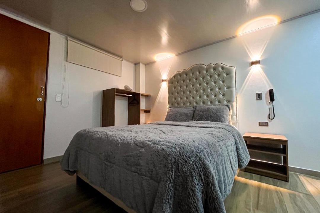 Fontibon Hotel | Hotel Casa Baquero