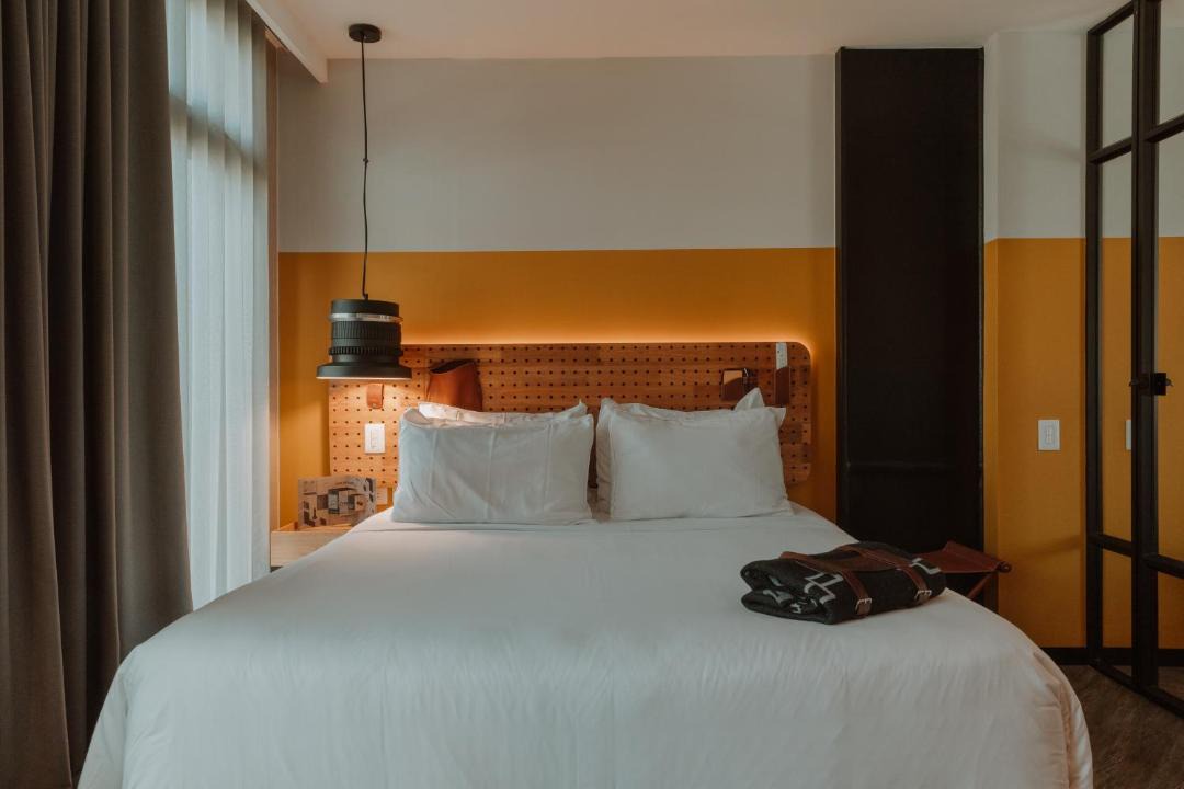 Zona Rosa Hotel | The Click Clack Hotel Medellín