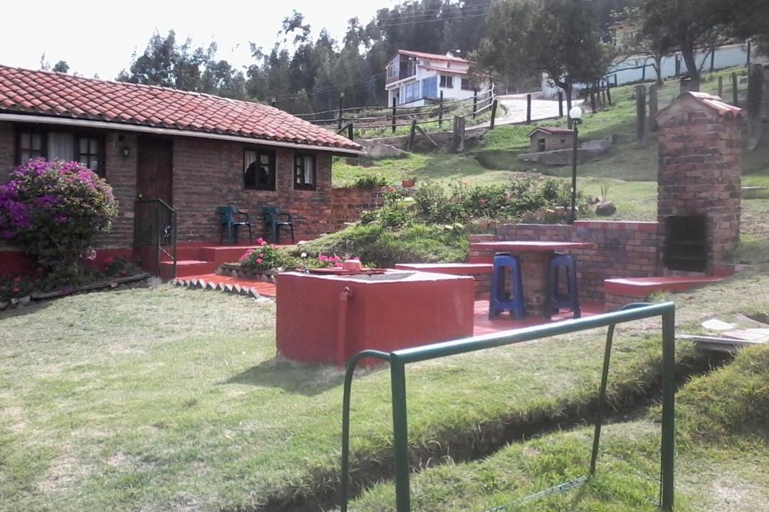 Nobsa House | Granja el Milagro - Cabañas Campestres