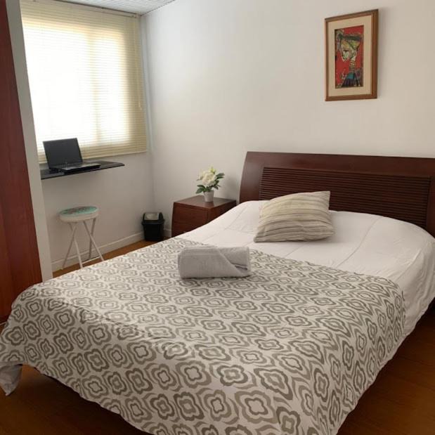 Engativa Bed & Breakfast | Bogotá rooms aeropuerto y centro conecta