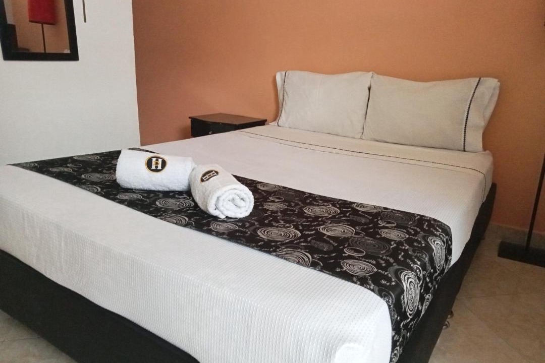 Fusagasuga Hotel | Hotel Dorado Real