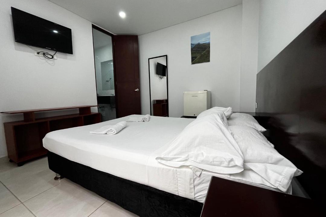 Melgar Hotel | Hotel Restaurante Versalles