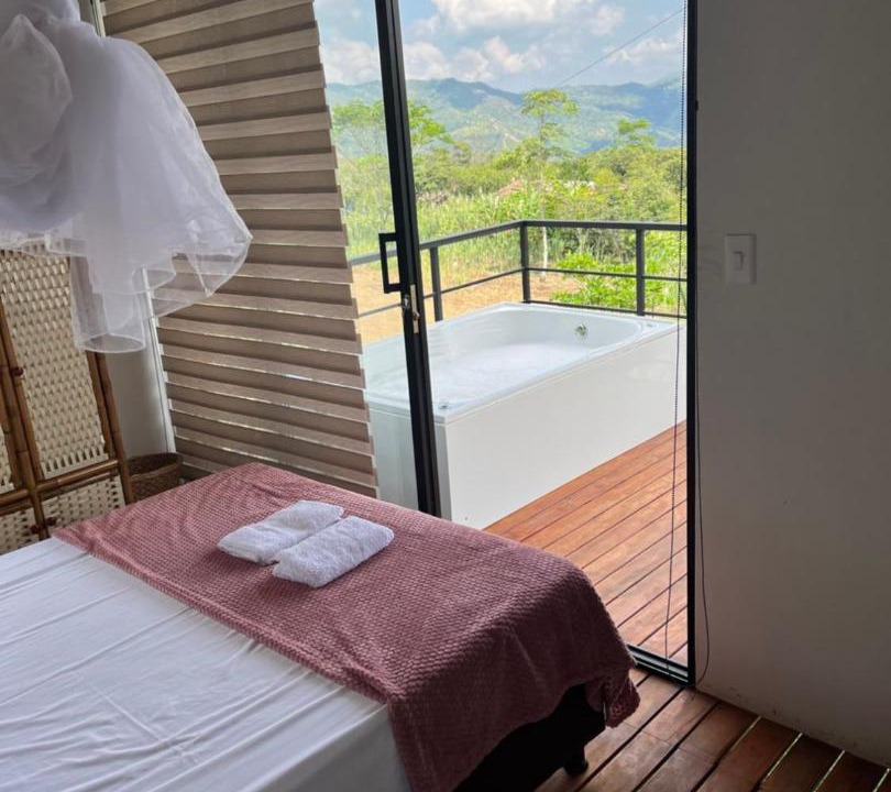 Nocaima House | Romantic Glamping for 2 in the Mountain Access with 4x4 or motorbike only