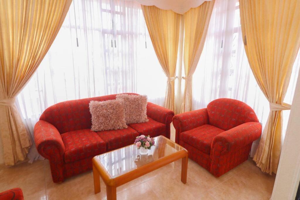 Sogamoso House | Apto duplex mandarina 2 niveles jardín y parqueo privado!