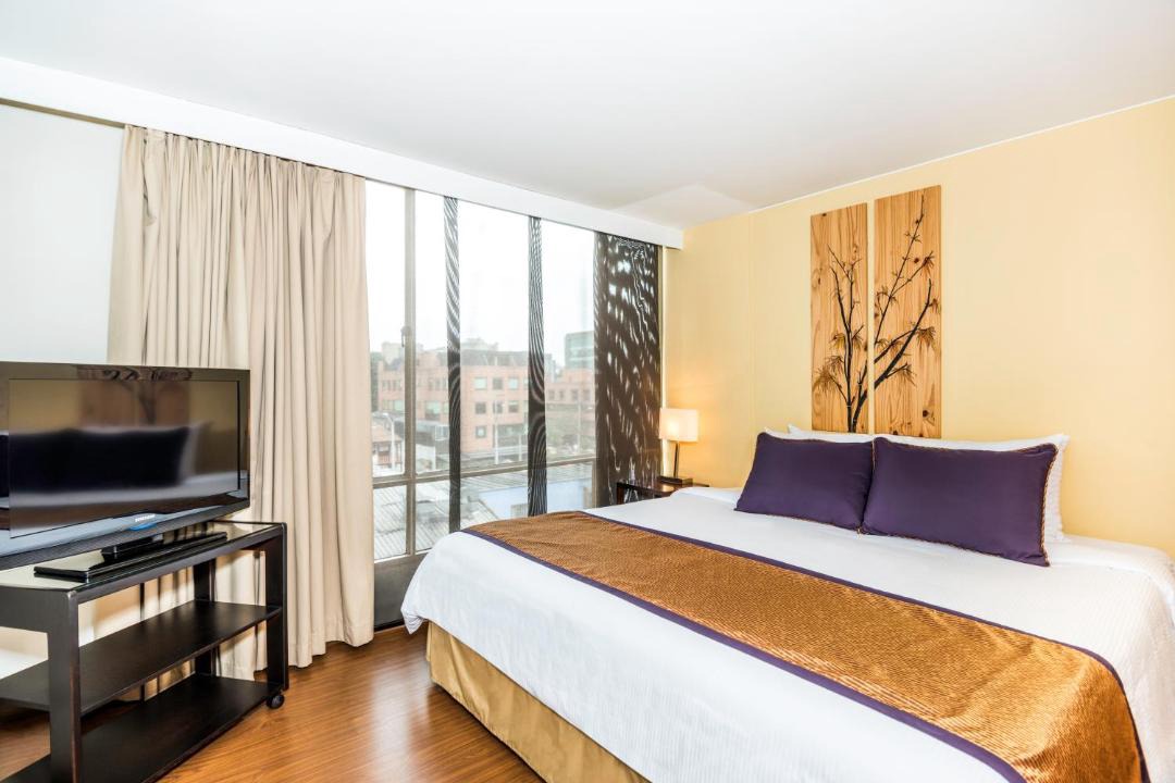 Chico Norte Apartment | Lloyds Apartasuites Parque 93