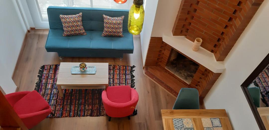 Barrios Unidos Apartment | 100 Wonderful House