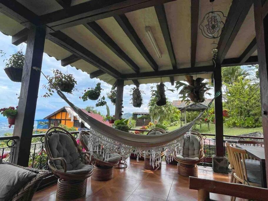 Yumbo Villa | Restful private retreat in Dapa with Jacuzzi