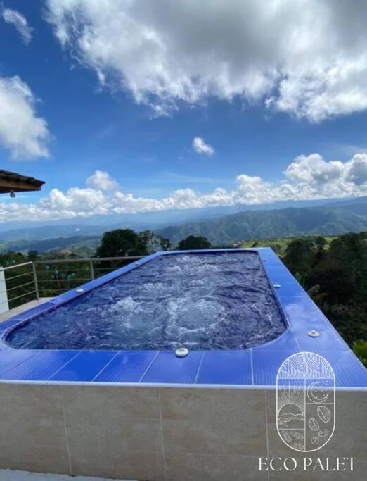 Marsella House | Finca cafetera Ecopalet