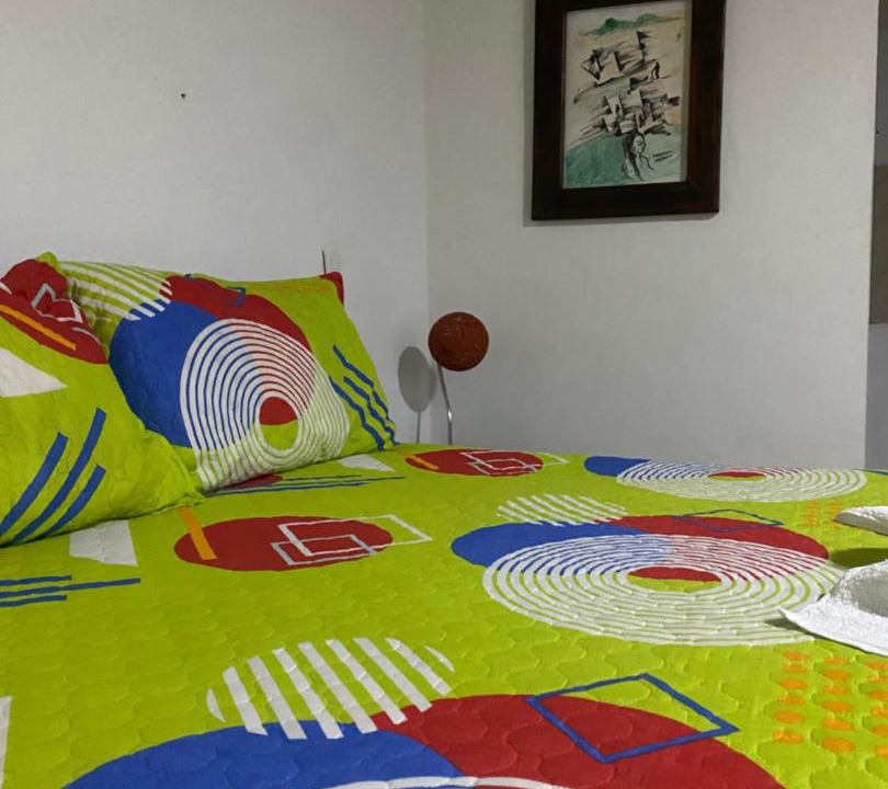 Guatape House | Oak Tree house