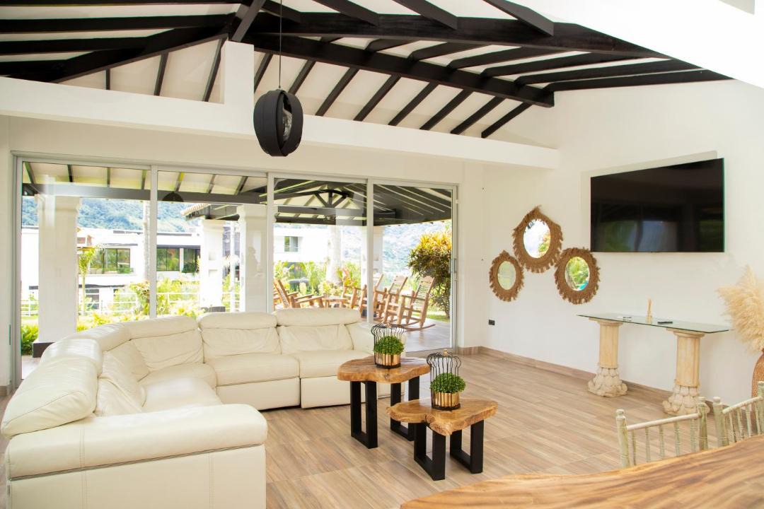 Copacabana Villa | Espectacular Villa en Copacabana