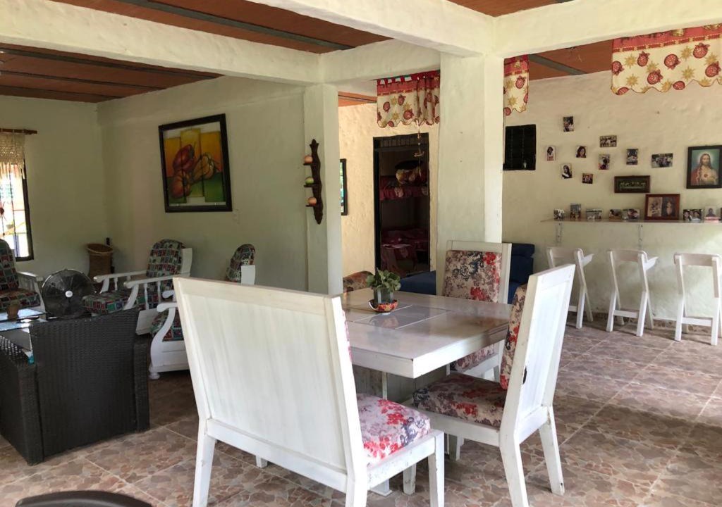 Coello House | Habitación privada en finca vacacional con piscina y parqueo