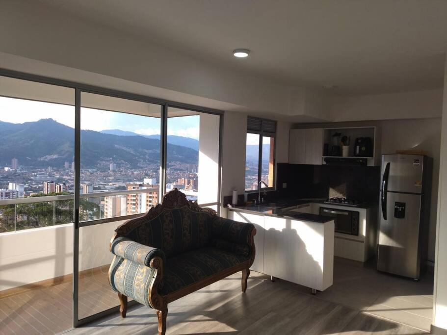 Sabaneta Apartment | Hermoso apartamento acogedor con gran vista