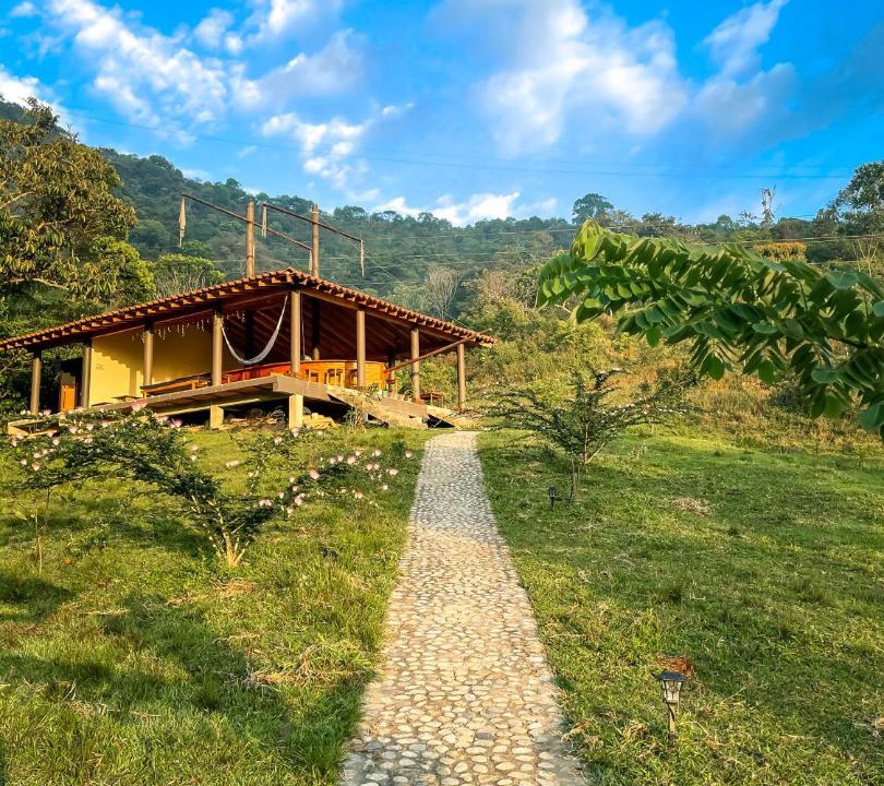 San Rafael House | La Perla Negra Eco-Lodge & Hostel