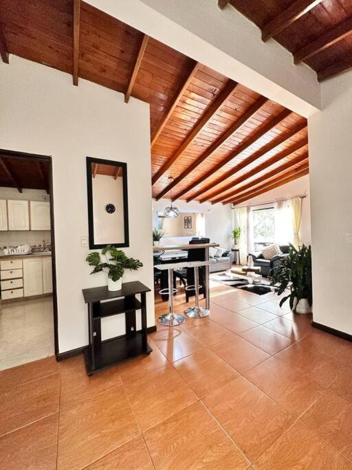 Belen House | People's House ( Laureles )