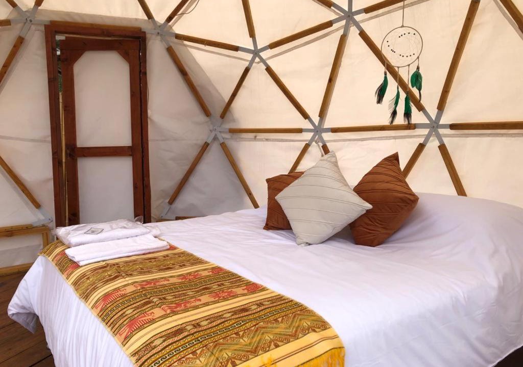 Sesquile Other | Alaska Glamping Domos y cabañas