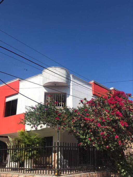 Cartagena District Apartment | Apartamento en Cartagena para 4