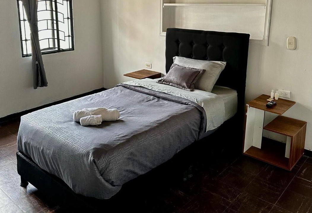 Modelia Hotel | H&L BOUTIQUE