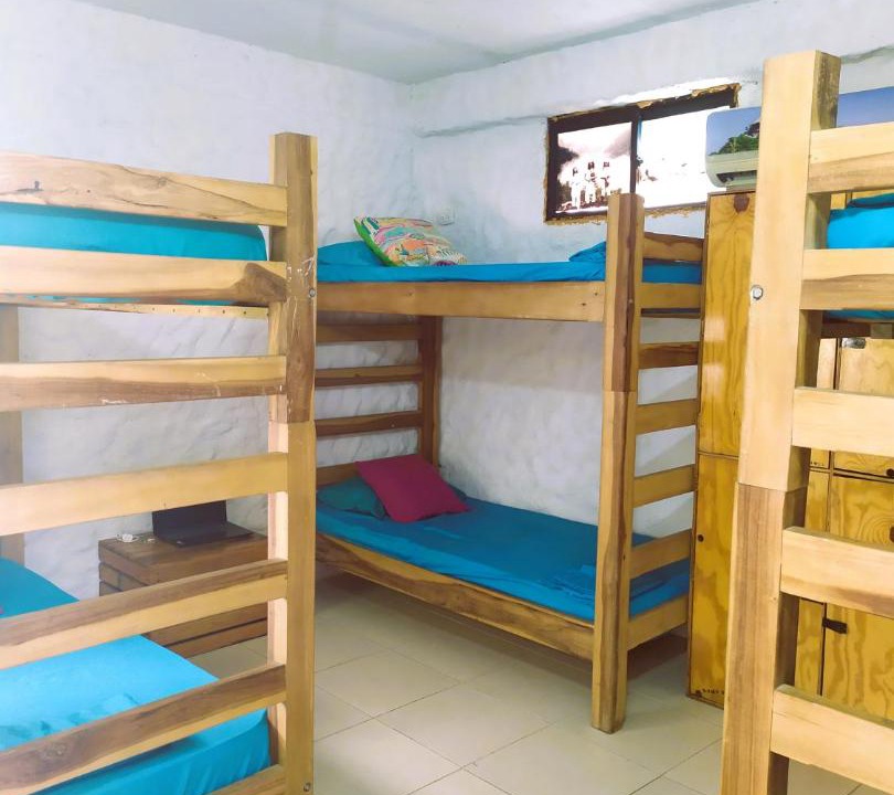 Comuna 4 House | RokaDura Hotel