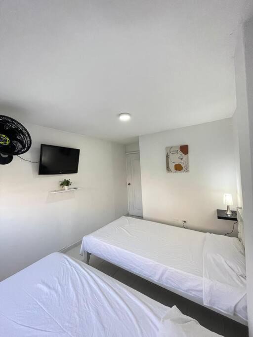 El Prado Apartment | Apartamento central economico y acogedor para 4